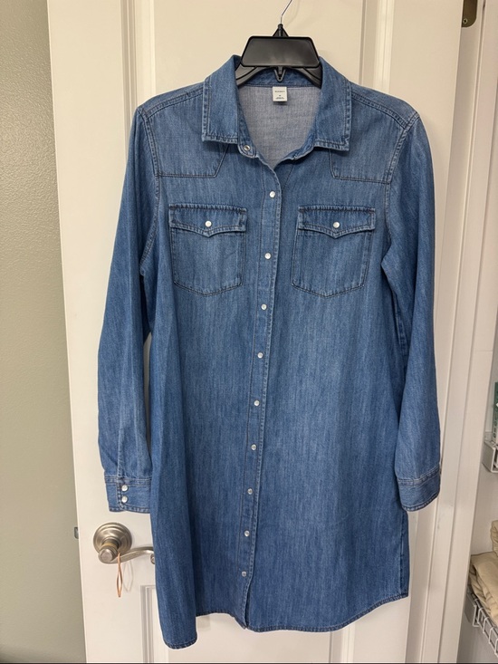 Old Navy Dresses & Skirts - Old Navy Medium Blue Denim Shirt Dress - Long Sleeve